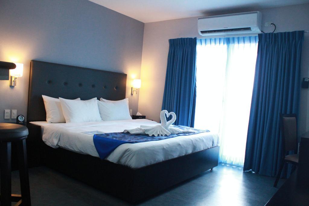 Sun Plaza Subic Hotel Olongapo Oda fotoğraf