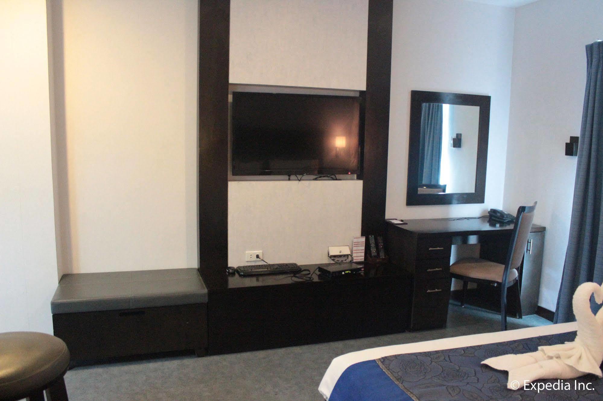 Sun Plaza Subic Hotel Olongapo Dış mekan fotoğraf