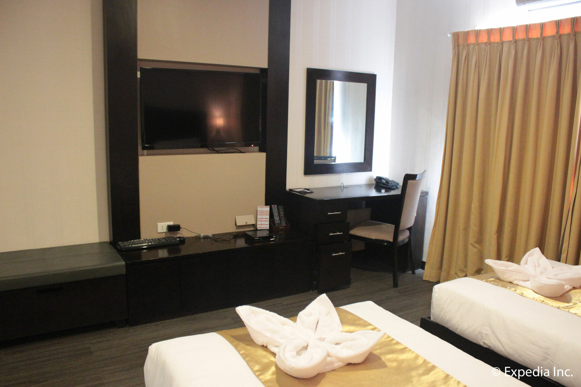 Sun Plaza Subic Hotel Olongapo Dış mekan fotoğraf